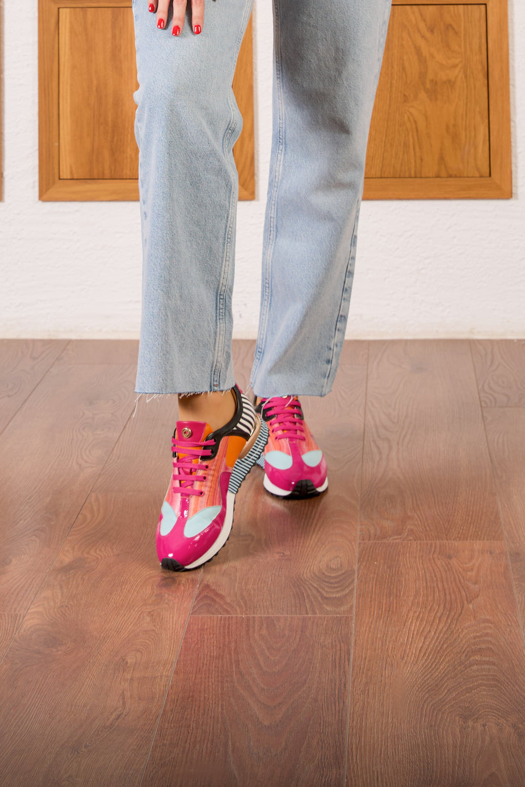 Santa Amaro Multi Color Fuchsia Women Sneaker