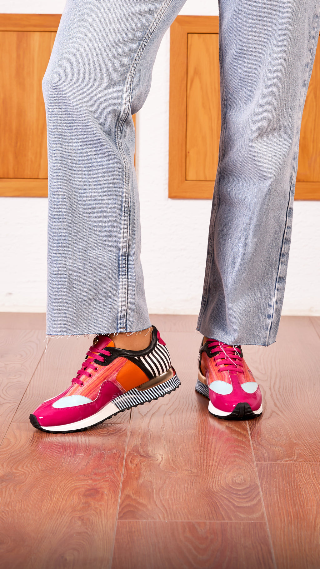 Santa Amaro Multi Color Fuchsia Women Sneaker