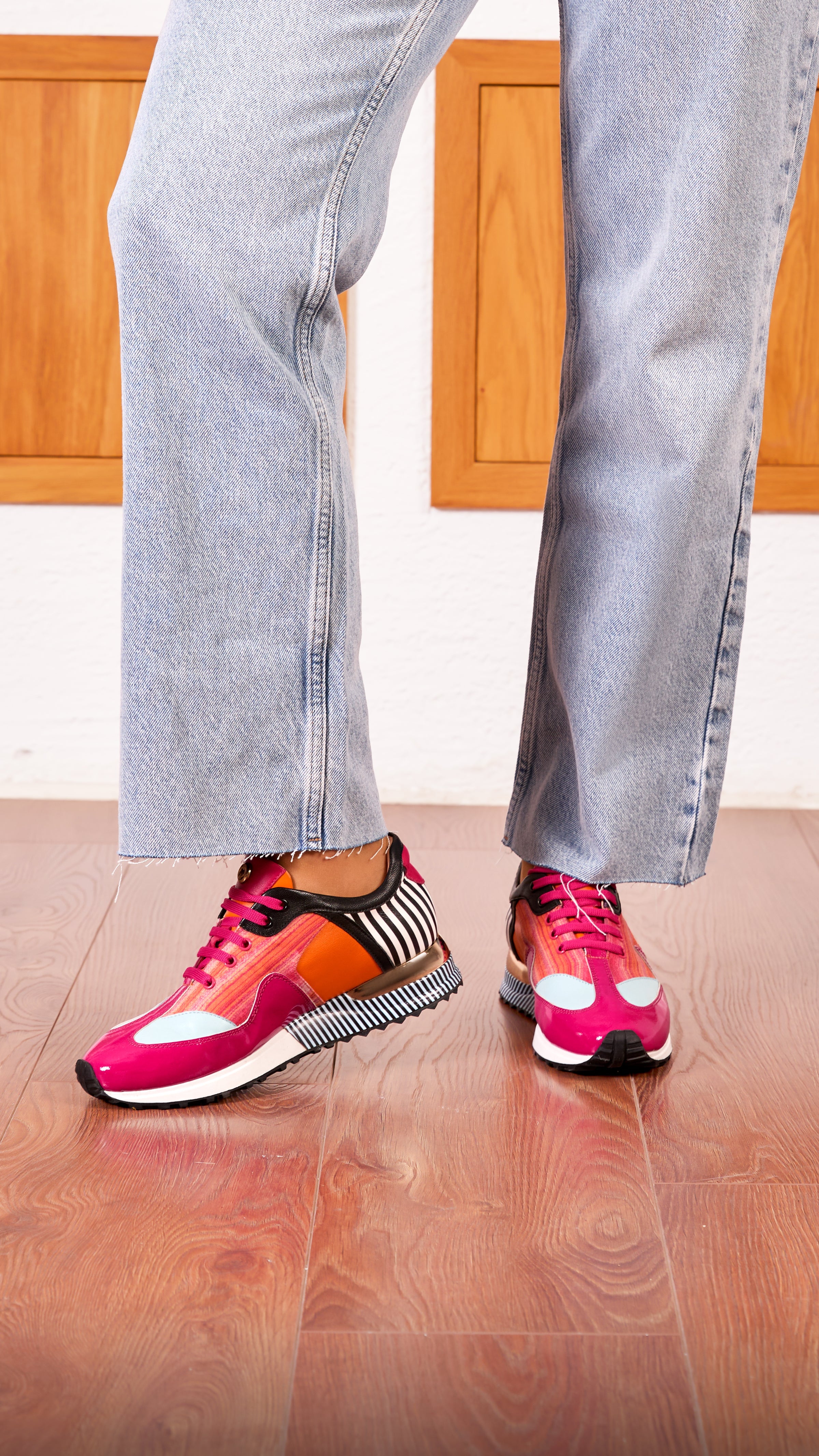 Santa Amaro Multi Color Fuchsia Women Sneaker