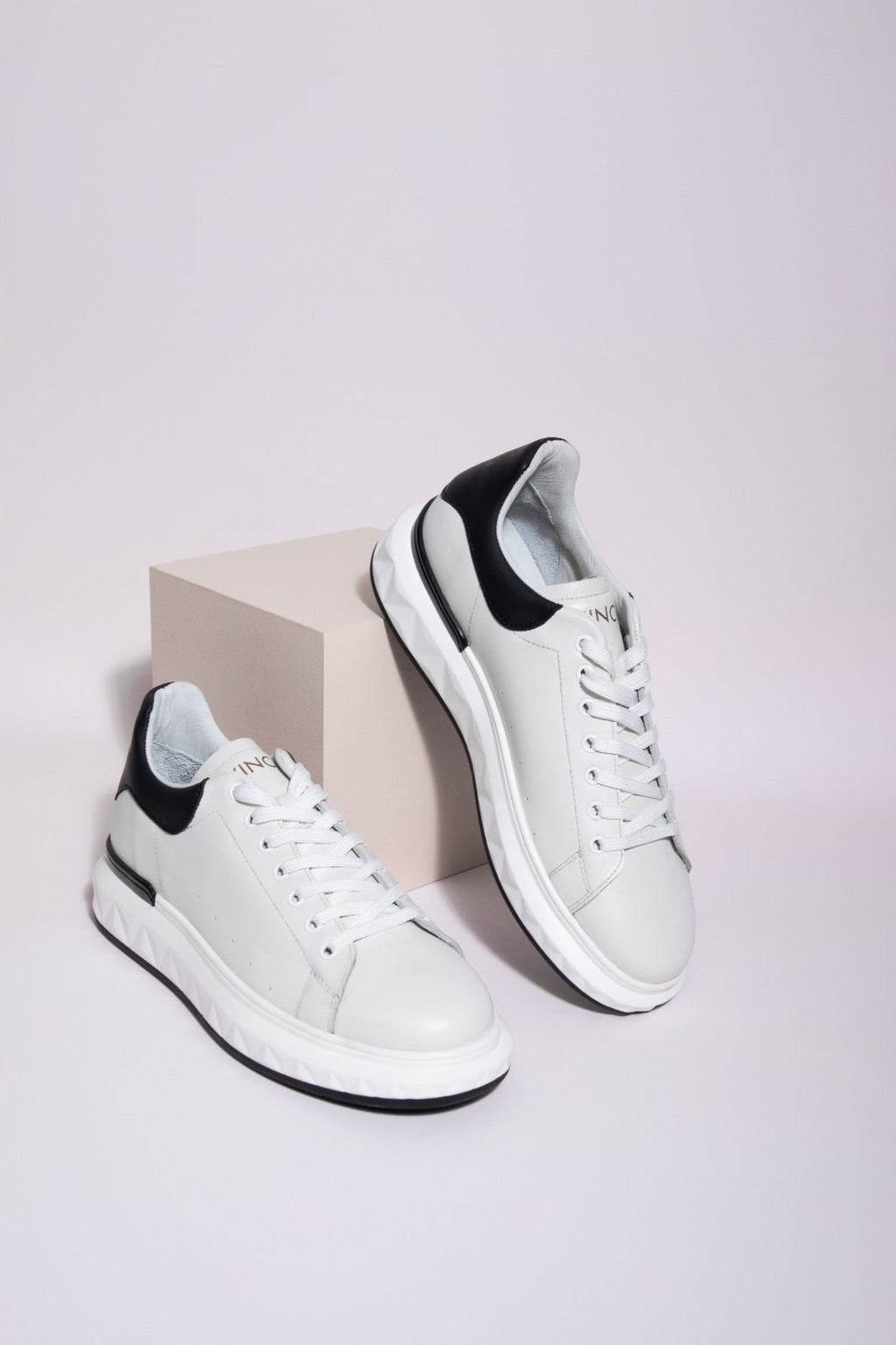 The Linq White Leather Men Sneaker